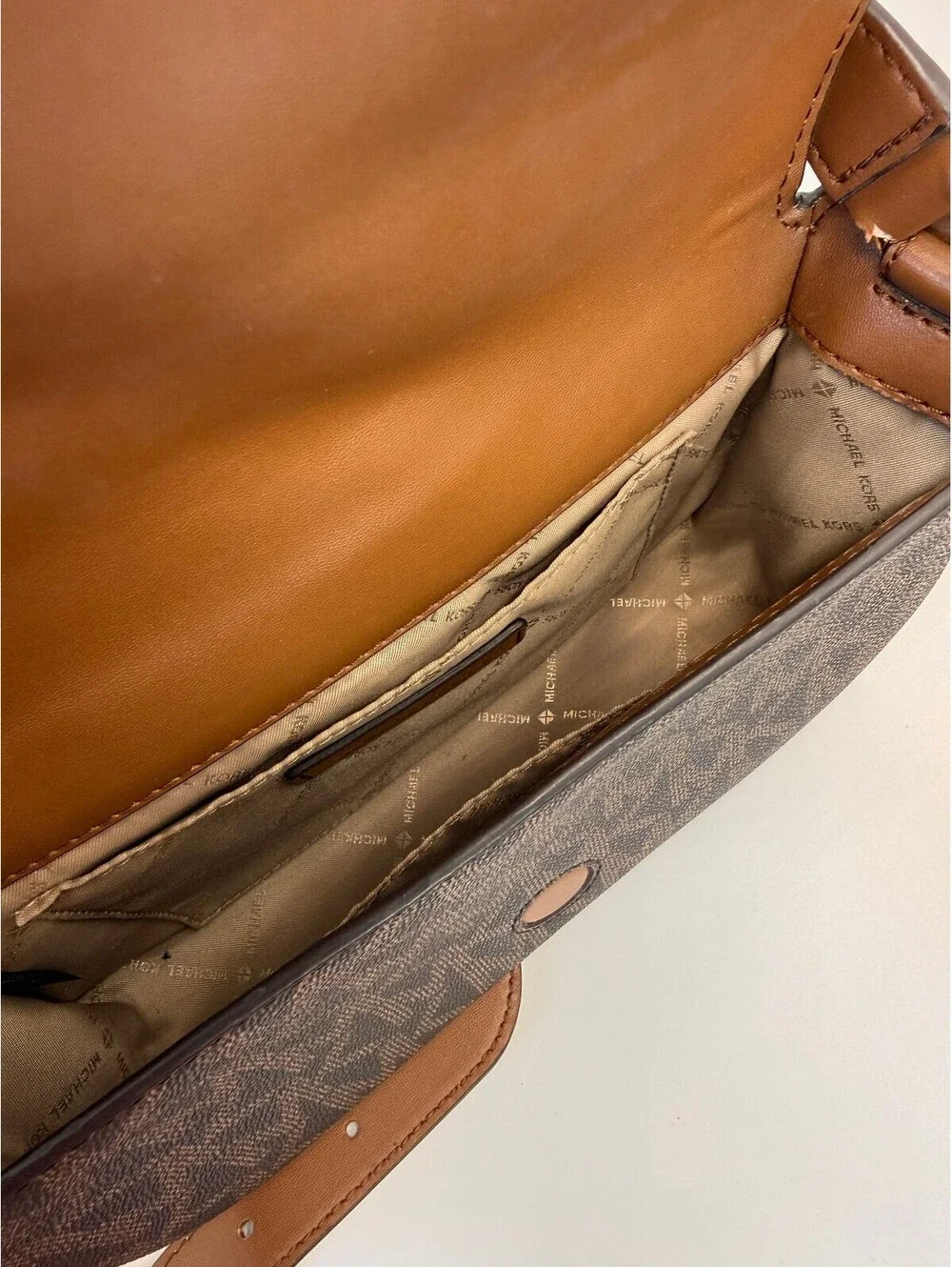 Michael Kors Samira Messenger Crossbody Bag In Brown With Signature Logo NWOT